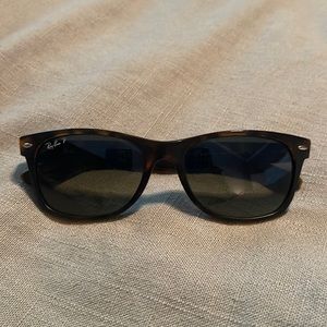 Ray Ban ORB2132 Wayfarer